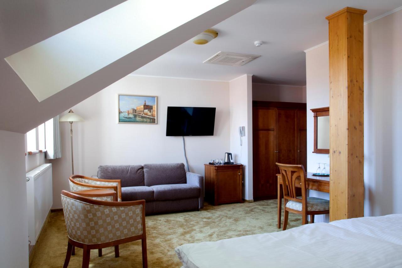 Wellness Hotel Ida Frantiskovy Lazne Exterior photo